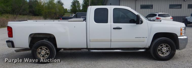 image for item DE3892 2007 Chevrolet Silverado 2500HD Ext. Cab pickup truck