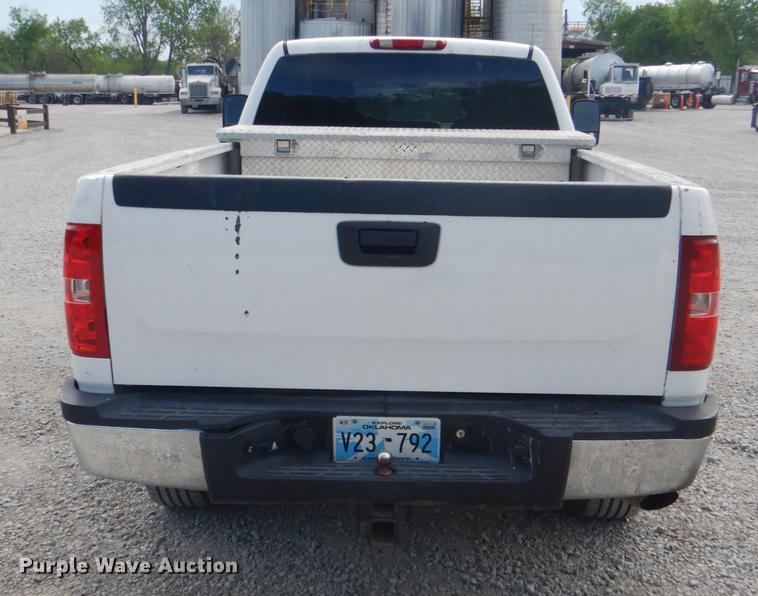 image for item DE3892 2007 Chevrolet Silverado 2500HD Ext. Cab pickup truck