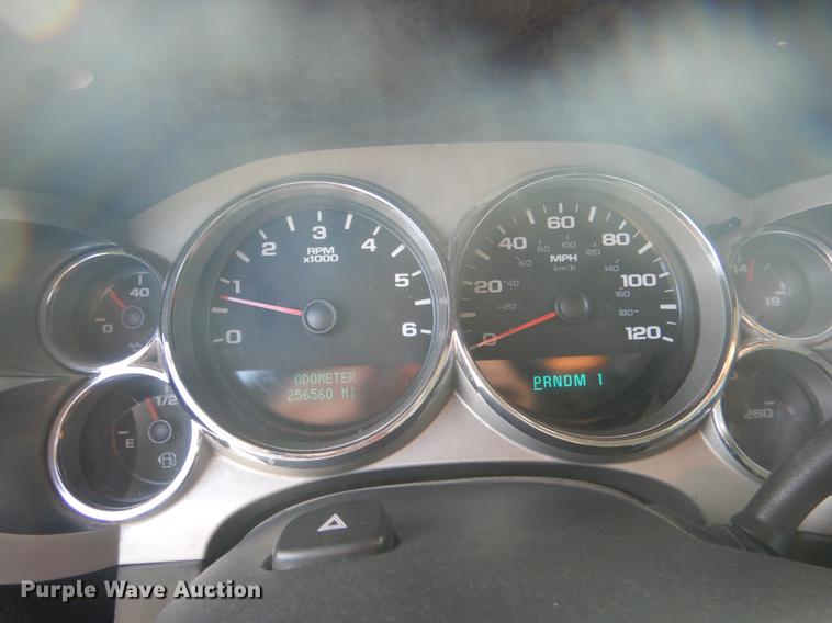 image for item DE3892 2007 Chevrolet Silverado 2500HD Ext. Cab pickup truck