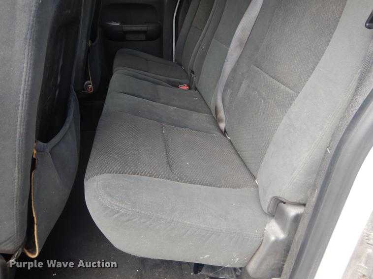 image for item DE3892 2007 Chevrolet Silverado 2500HD Ext. Cab pickup truck