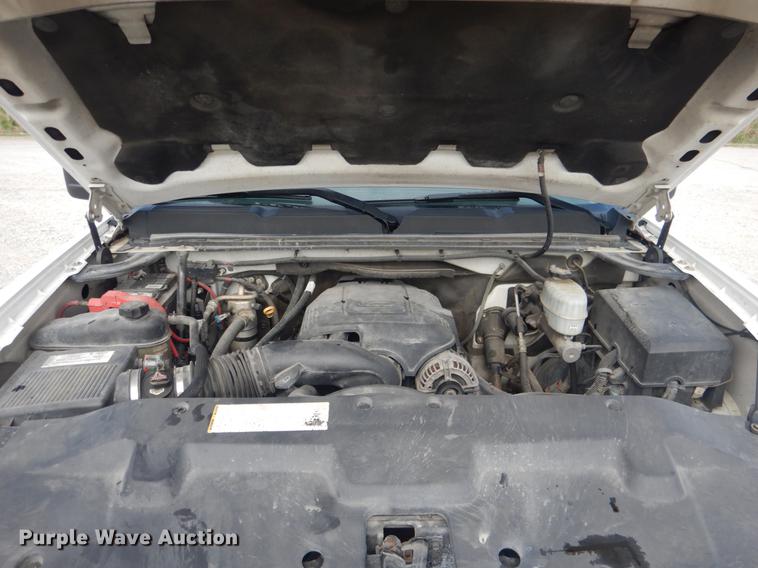 image for item DE3892 2007 Chevrolet Silverado 2500HD Ext. Cab pickup truck