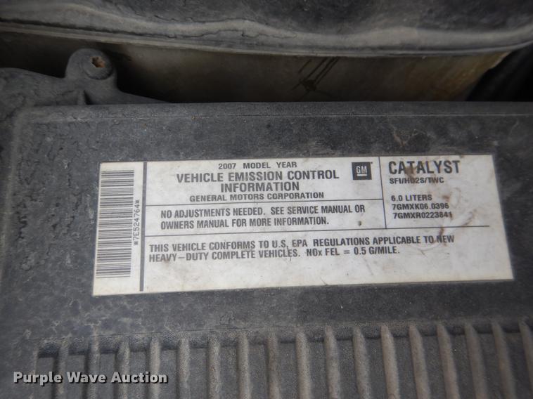 image for item DE3892 2007 Chevrolet Silverado 2500HD Ext. Cab pickup truck