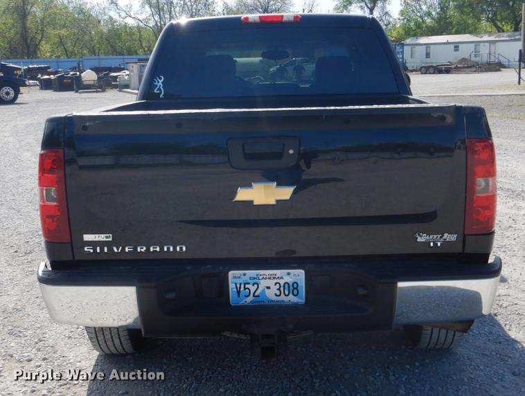 image for item DE3894 2011 Chevrolet Silverado 1500 Z71 Crew Cab pickup truck