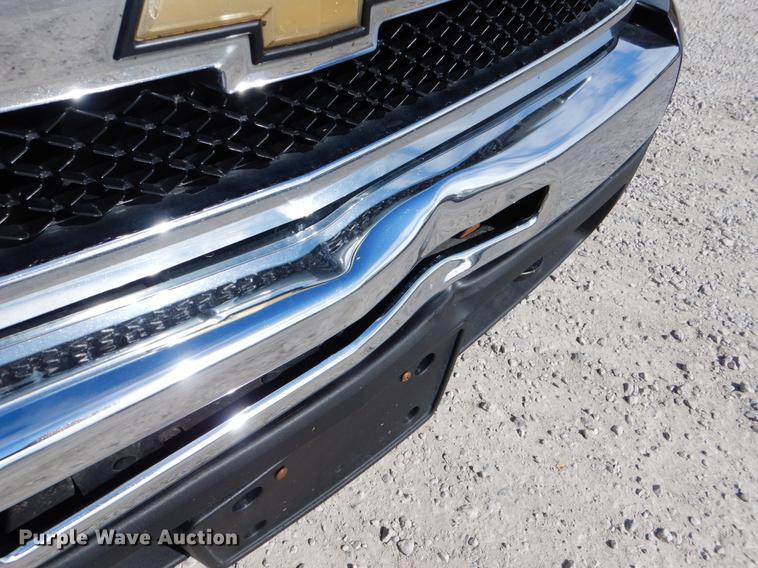 image for item DE3894 2011 Chevrolet Silverado 1500 Z71 Crew Cab pickup truck