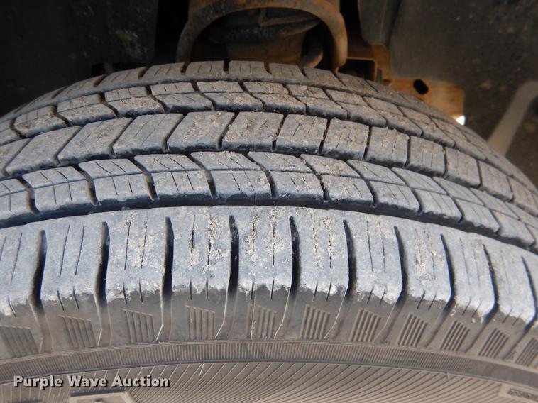 image for item DE3894 2011 Chevrolet Silverado 1500 Z71 Crew Cab pickup truck