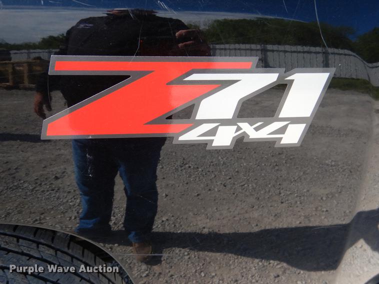 image for item DE3894 2011 Chevrolet Silverado 1500 Z71 Crew Cab pickup truck