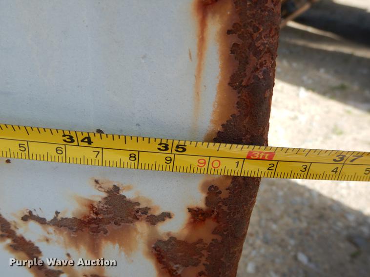 image for item DE3895 Fuel tank