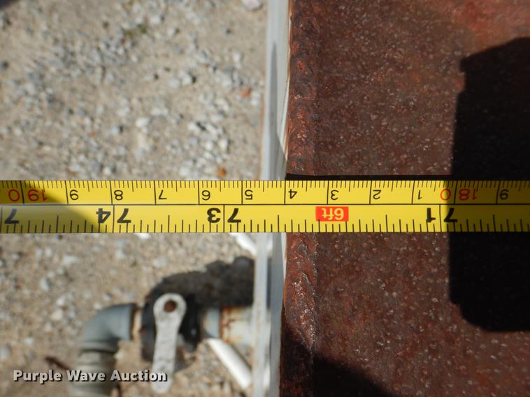 image for item DE3895 Fuel tank