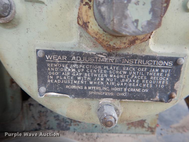 image for item DE3896 (4) hoist cranes