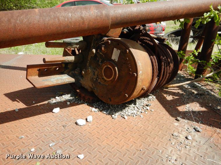 image for item DE3897 Winch bed