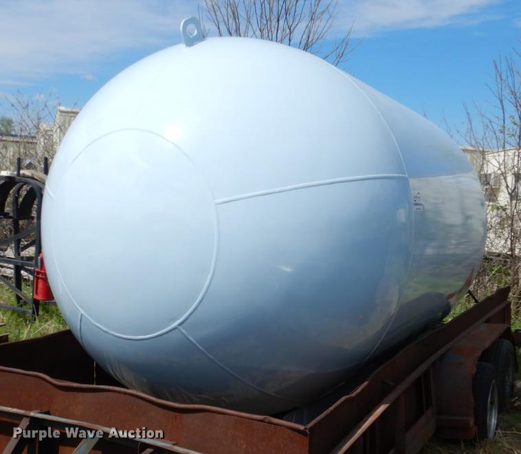 image for item DE3899 Propane tank