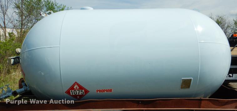 image for item DE3899 Propane tank