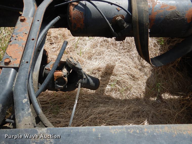 image for item DE3901 1999 International 8100 truck cab and chassis