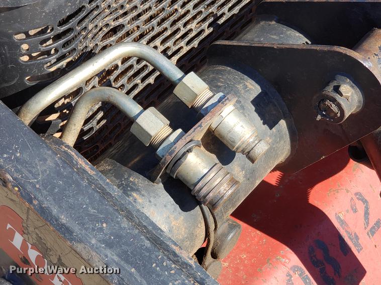 image for item DE3906 2014 Toro Dingo compact utility loader