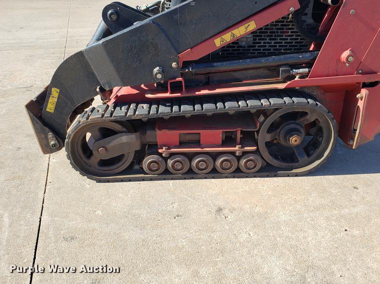 image for item DE3906 2014 Toro Dingo compact utility loader