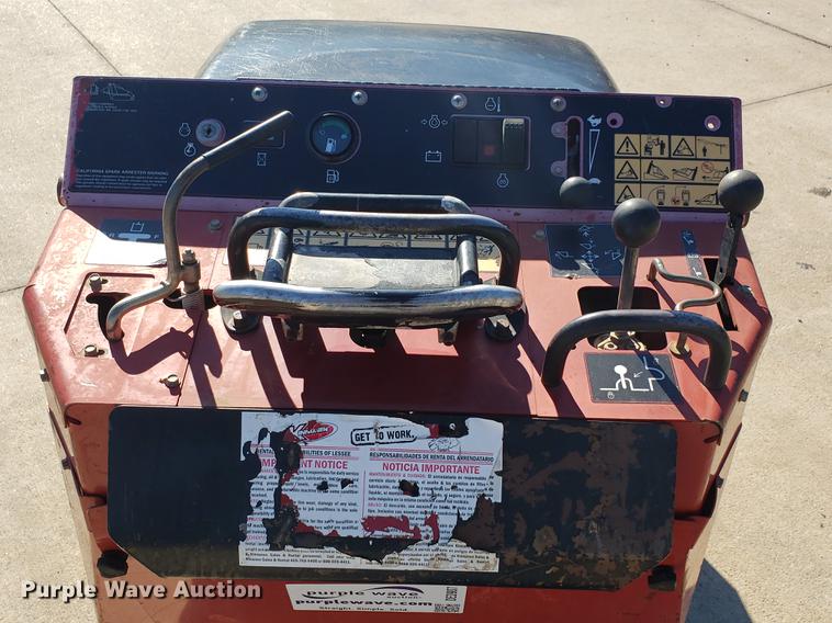 image for item DE3907 2014 Toro Dingo compact utility loader