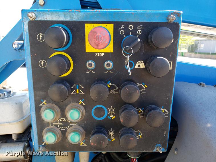 image for item DE3908 2013 Genie TZ-50 Hybrid boom lift