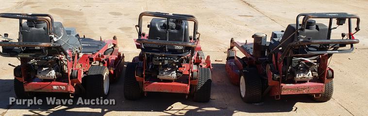 image for item DE3909 (3) Toro lawn mowers