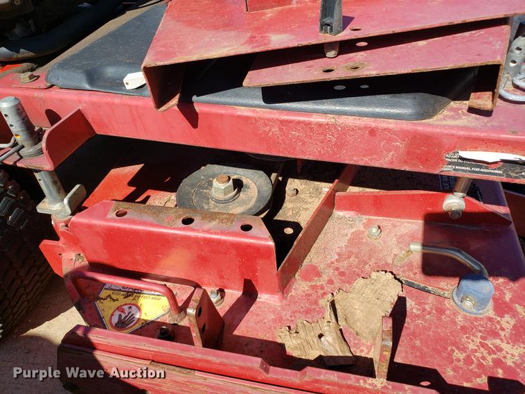 image for item DE3909 (3) Toro lawn mowers