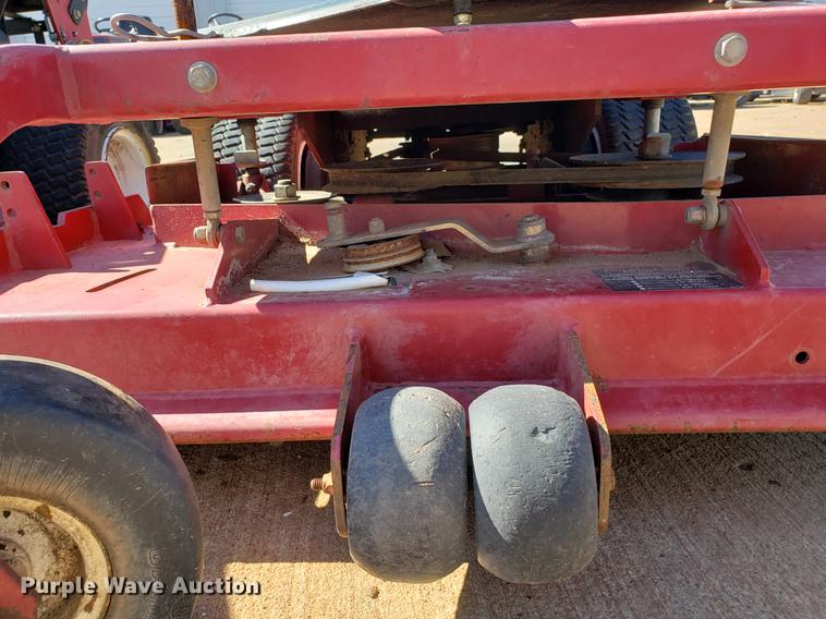 image for item DE3909 (3) Toro lawn mowers