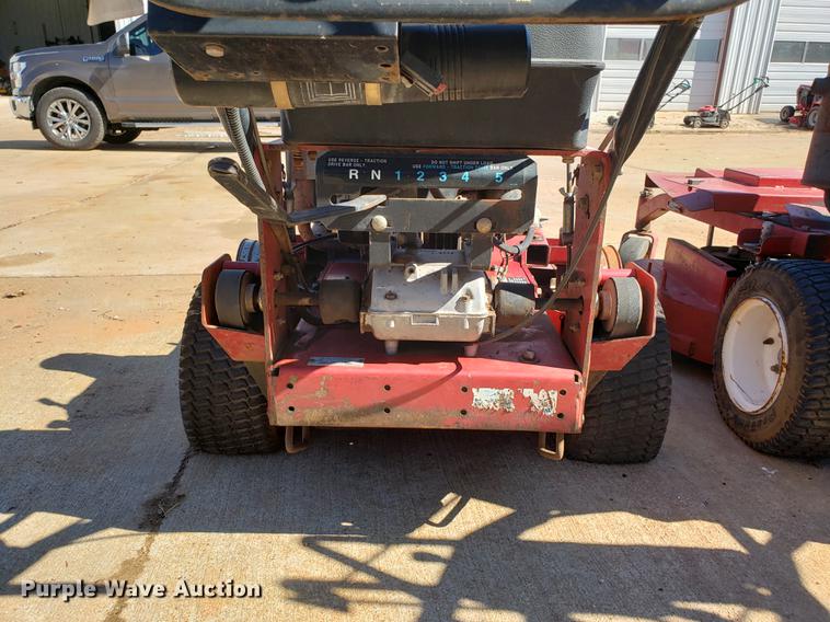 image for item DE3909 (3) Toro lawn mowers