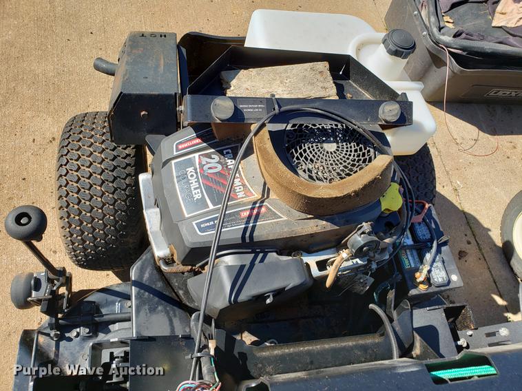 image for item DE3913 (3) lawn mowers