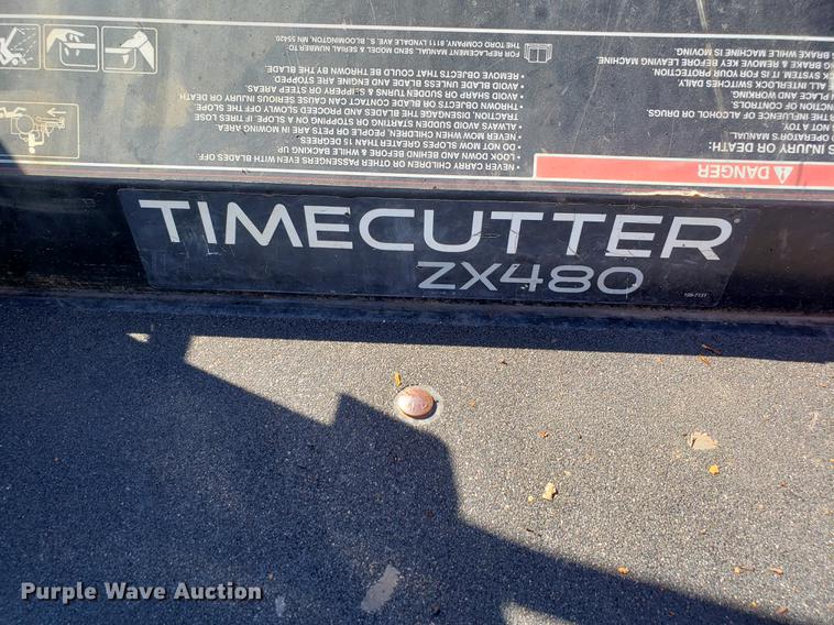 image for item DE3913 (3) lawn mowers