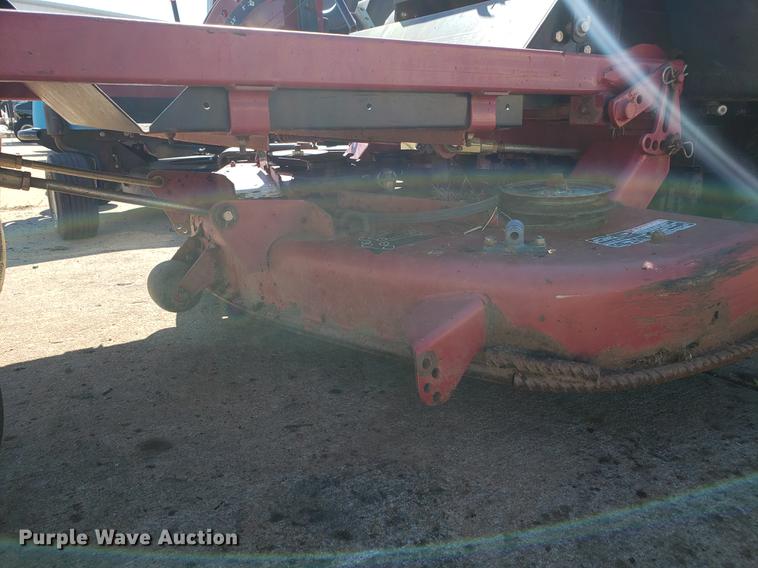 image for item DE3913 (3) lawn mowers