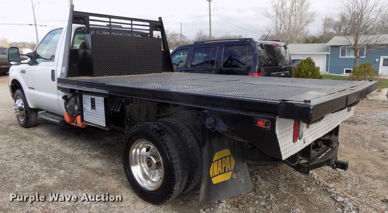 image for item DE7648 2001 Ford F450 Super Duty XL bale bed truck