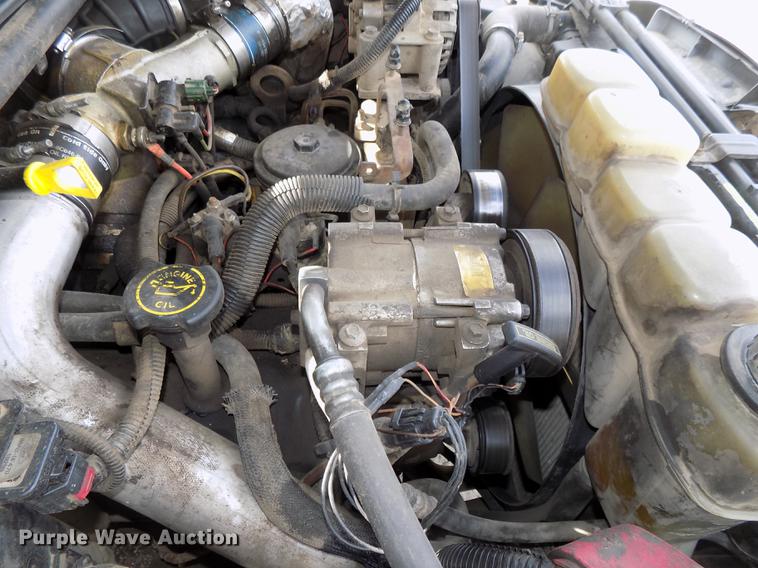 image for item DE7648 2001 Ford F450 Super Duty XL bale bed truck