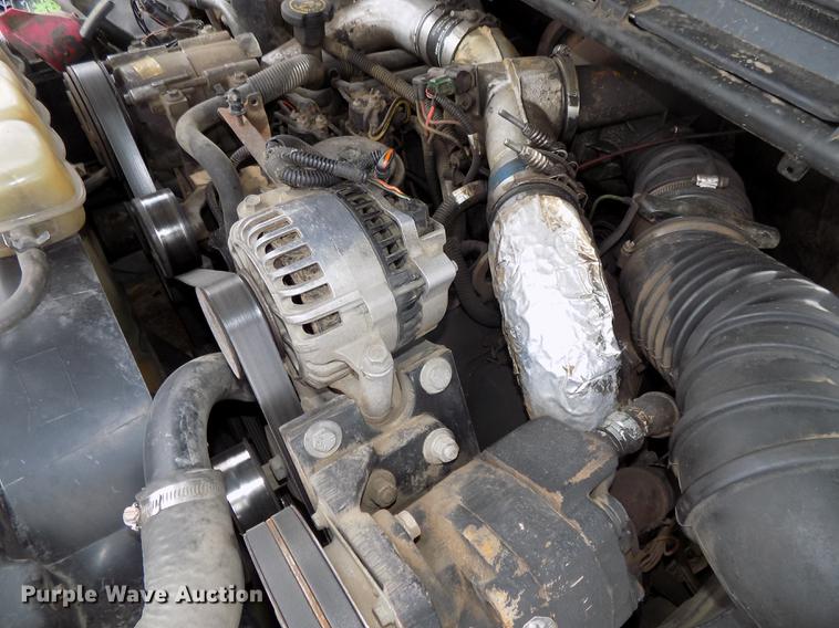 image for item DE7648 2001 Ford F450 Super Duty XL bale bed truck