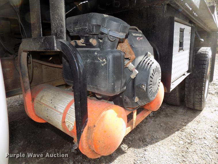 image for item DE7648 2001 Ford F450 Super Duty XL bale bed truck