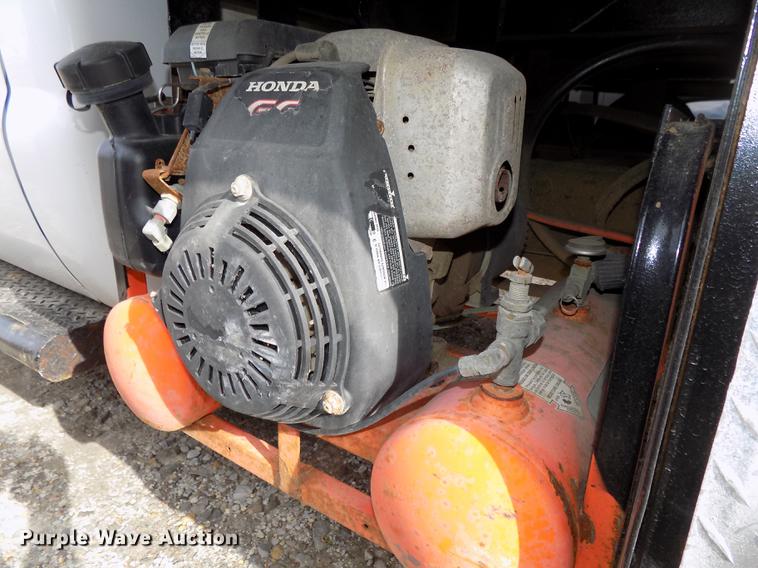 image for item DE7648 2001 Ford F450 Super Duty XL bale bed truck