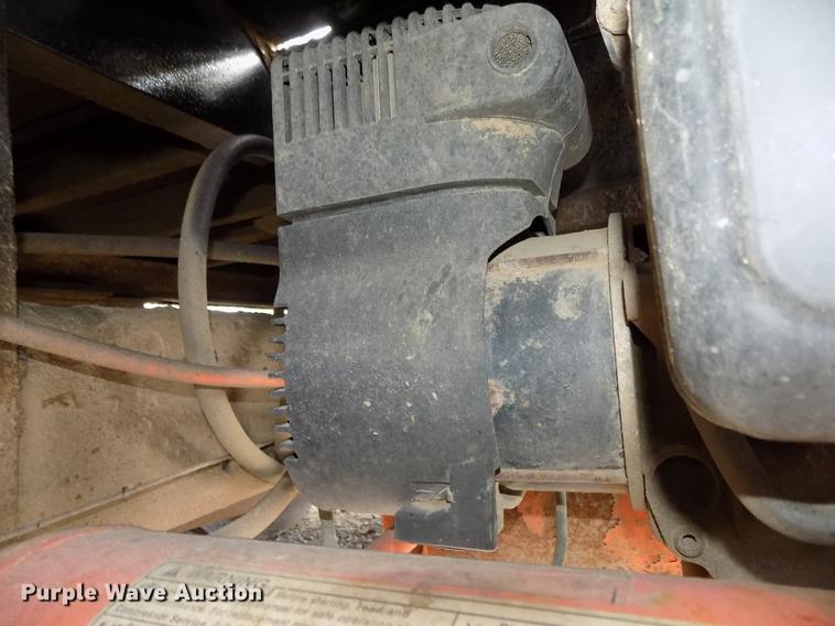 image for item DE7648 2001 Ford F450 Super Duty XL bale bed truck