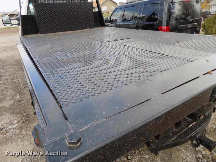 image for item DE7648 2001 Ford F450 Super Duty XL bale bed truck