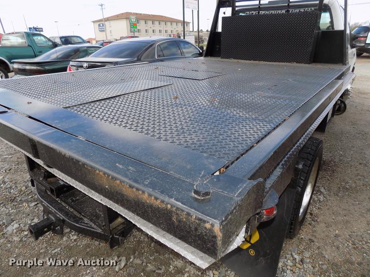 image for item DE7648 2001 Ford F450 Super Duty XL bale bed truck