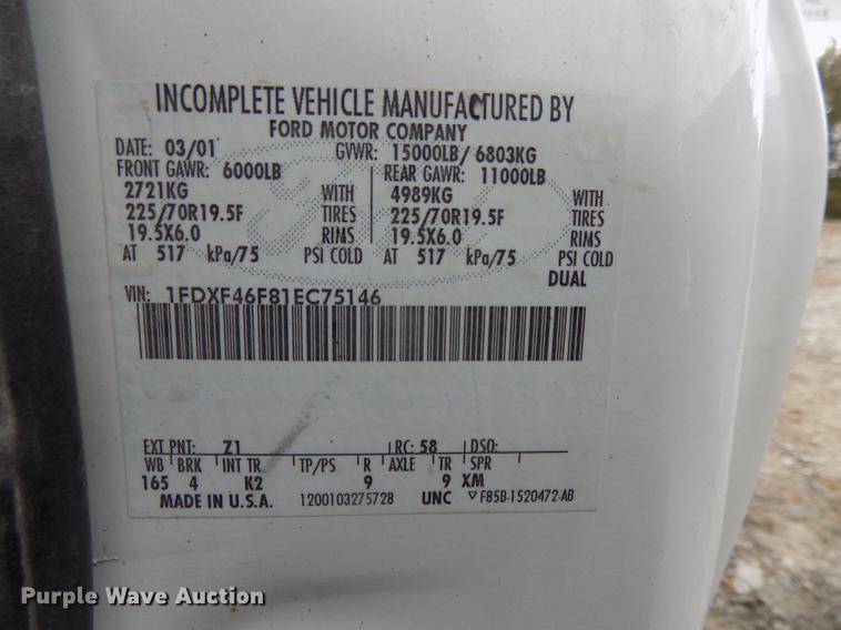 image for item DE7648 2001 Ford F450 Super Duty XL bale bed truck