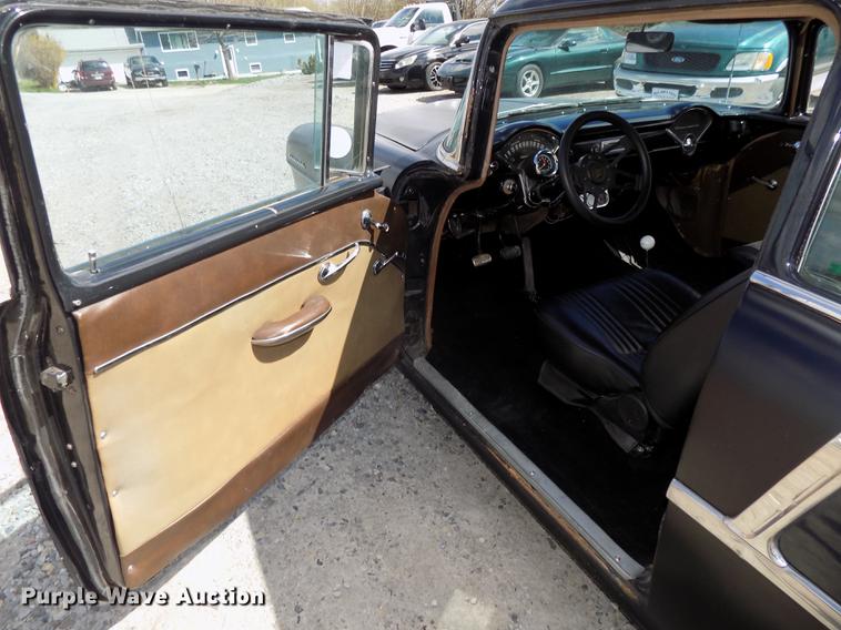 image for item DE7658 1955 Chevrolet 210 sedan
