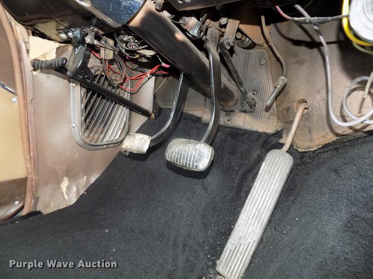 image for item DE7658 1955 Chevrolet 210 sedan