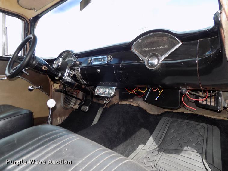 image for item DE7658 1955 Chevrolet 210 sedan