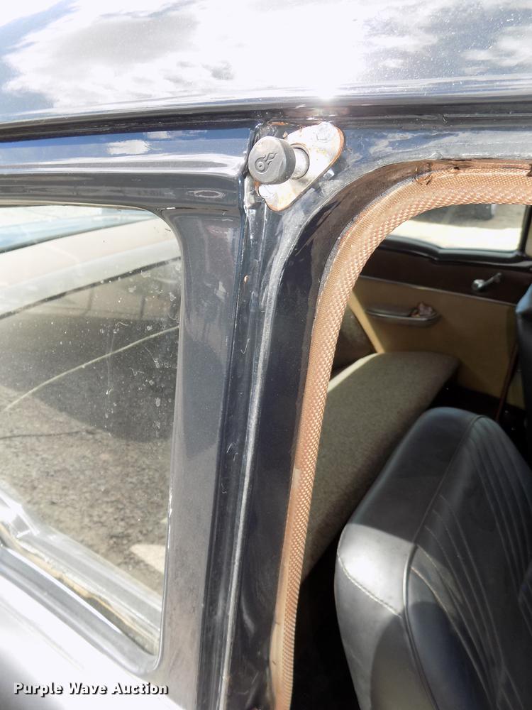 image for item DE7658 1955 Chevrolet 210 sedan