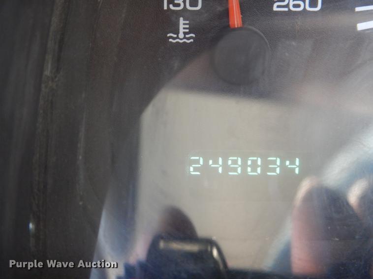 image for item DE8302 2000 Dodge Dakota Club Cab pickup truck