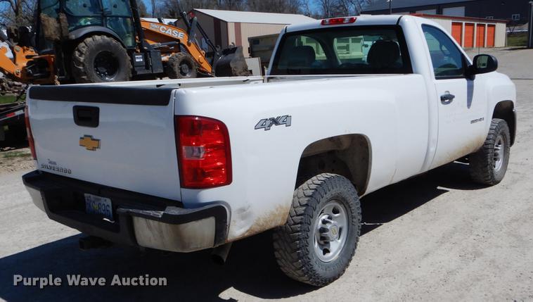 image for item DE8303 2009 Chevrolet Silverado 2500HD pickup truck