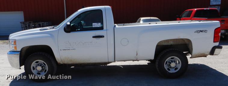 image for item DE8303 2009 Chevrolet Silverado 2500HD pickup truck