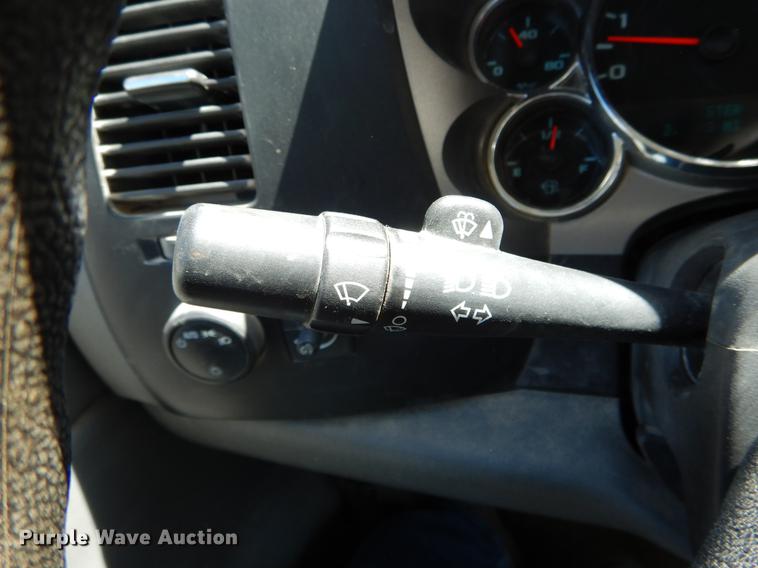 image for item DE8303 2009 Chevrolet Silverado 2500HD pickup truck