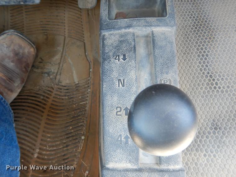 image for item DE8303 2009 Chevrolet Silverado 2500HD pickup truck