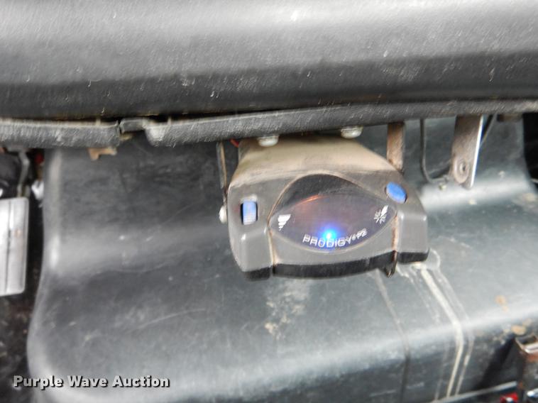 image for item DE8323 2004 Chevrolet C4500 utility truck