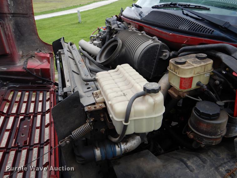 image for item DE8323 2004 Chevrolet C4500 utility truck