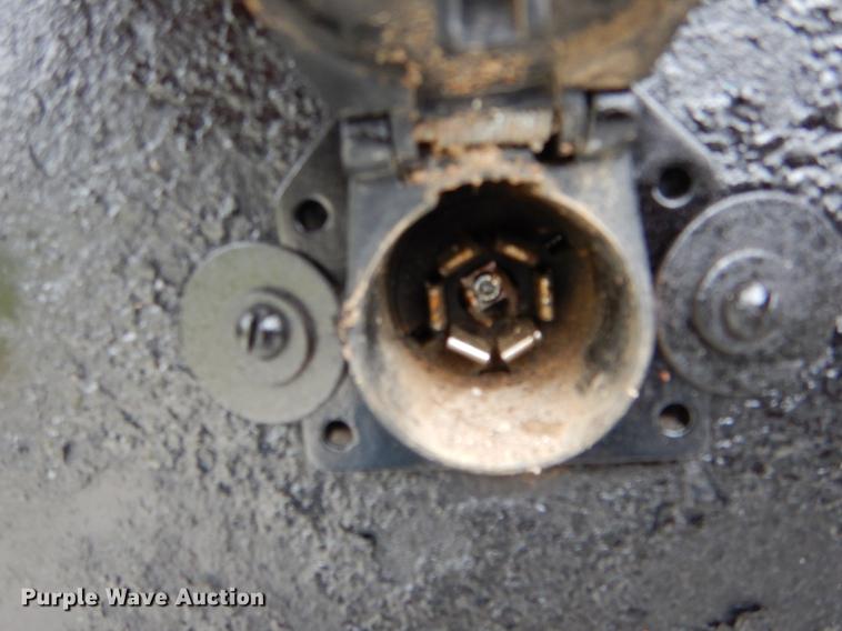 image for item DE8323 2004 Chevrolet C4500 utility truck