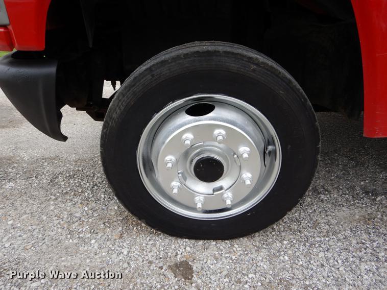 image for item DE8323 2004 Chevrolet C4500 utility truck